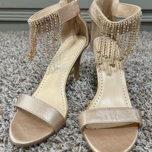 Elegant Gold Women's Heels with Beaded Fringe